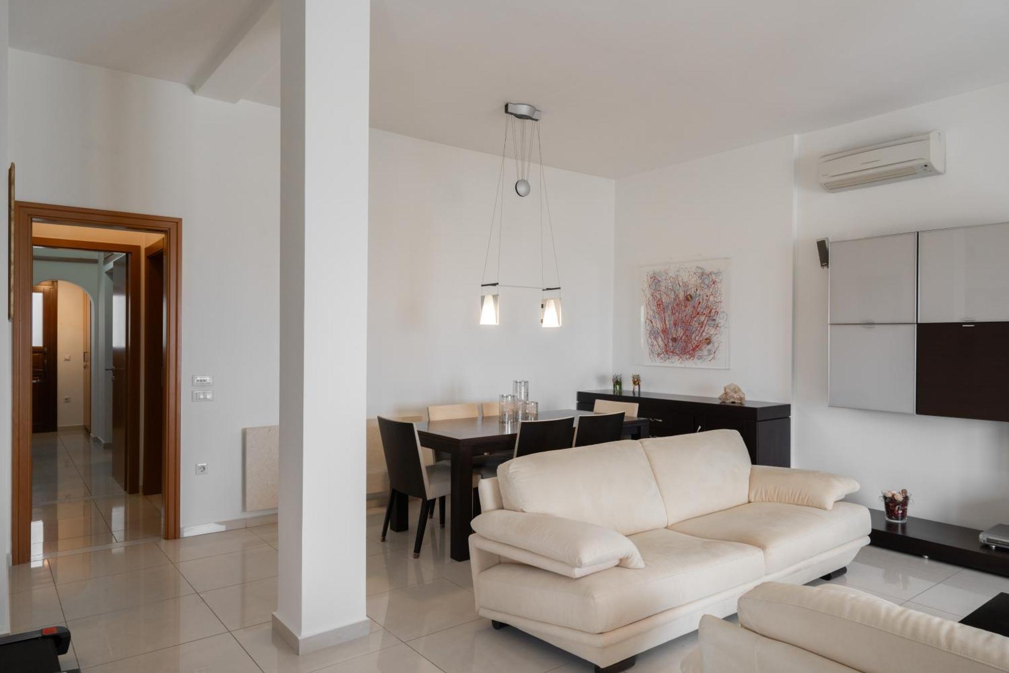 Central Seaview Heven Apartment In Тира Экстерьер фото